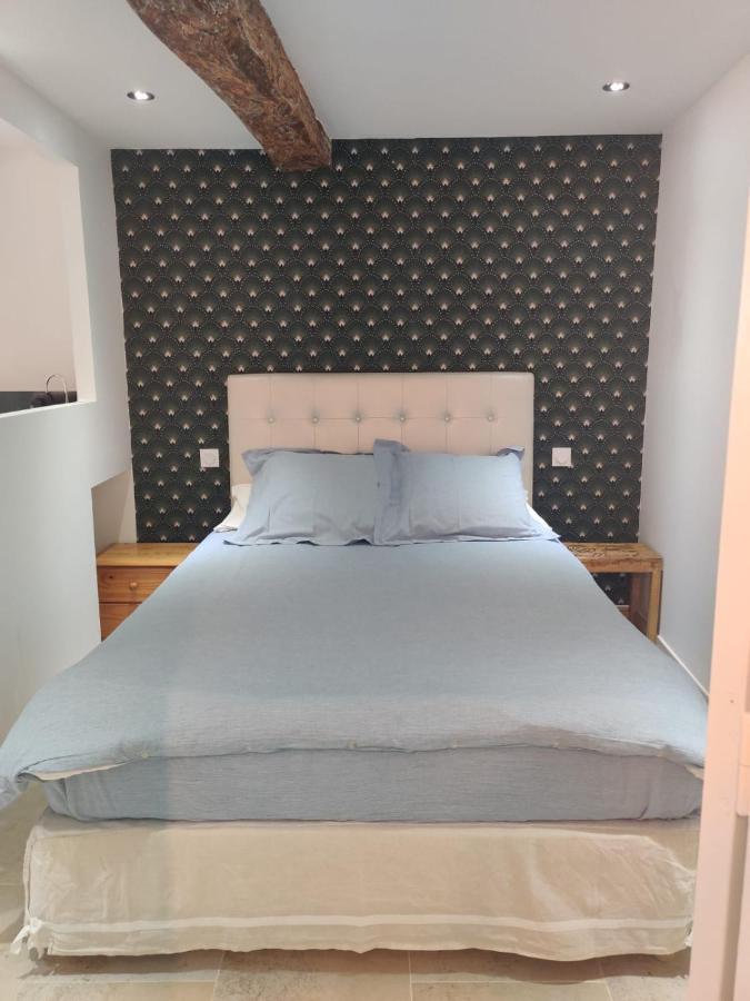 Logement Neuf Centre Du Village Aux Pieds Du Chateau Grimaud Luaran gambar