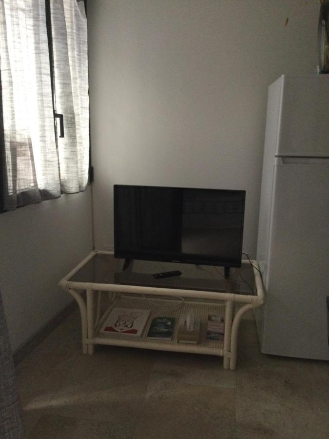 Logement Neuf Centre Du Village Aux Pieds Du Chateau Grimaud Luaran gambar